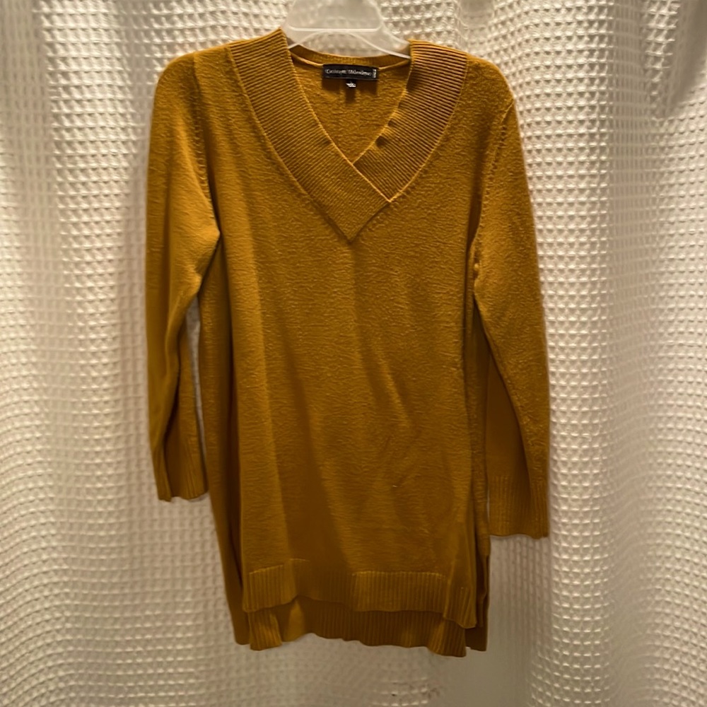 Women’s sweater